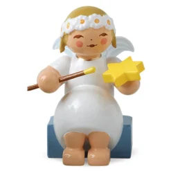 Margeritenengel sitzend mit Stern und Pinsel | A137624