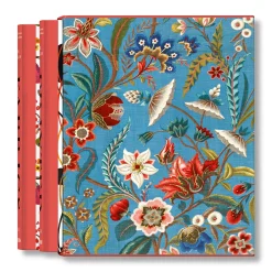 "The Book of Printed Fabrics. From the 16th century until today"